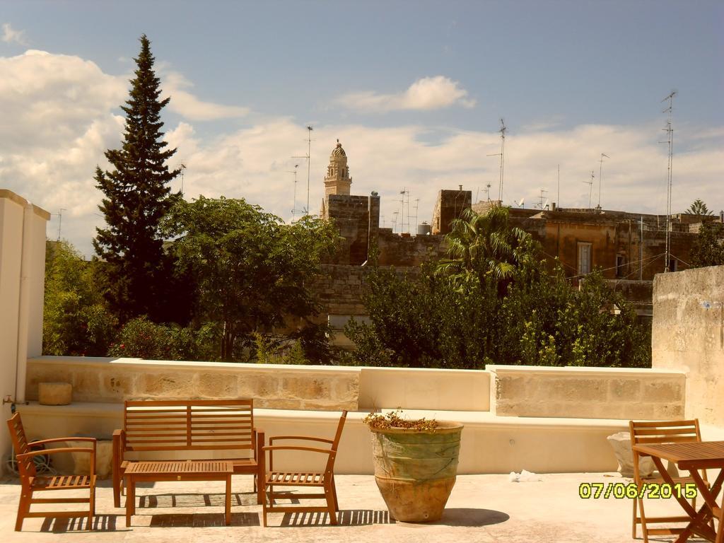 B&B La Casa Gialla Λέτσε Δωμάτιο φωτογραφία