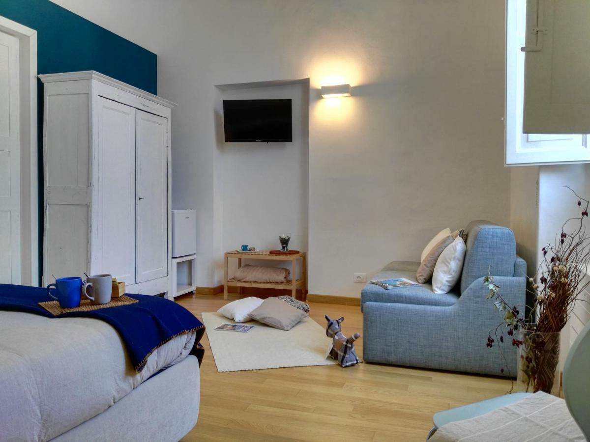 B&B La Casa Gialla Λέτσε Εξωτερικό φωτογραφία
